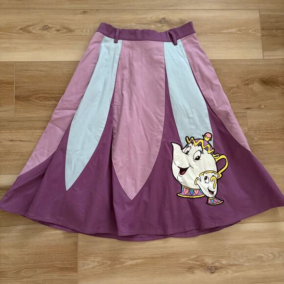 Her Universe Beauty And The Beast Mrs. Potts & Chip Retro Skirt M - Picture 1 of 8